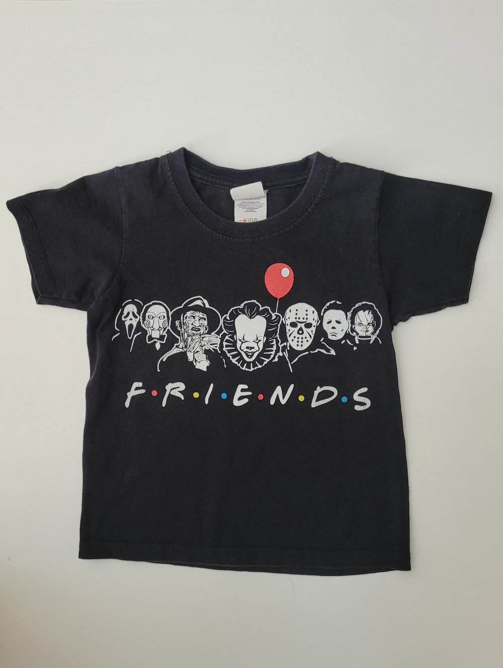 Kids Small 4T 5T Black Friends Horror Characters T-Shirt Top Halloween Ghostface